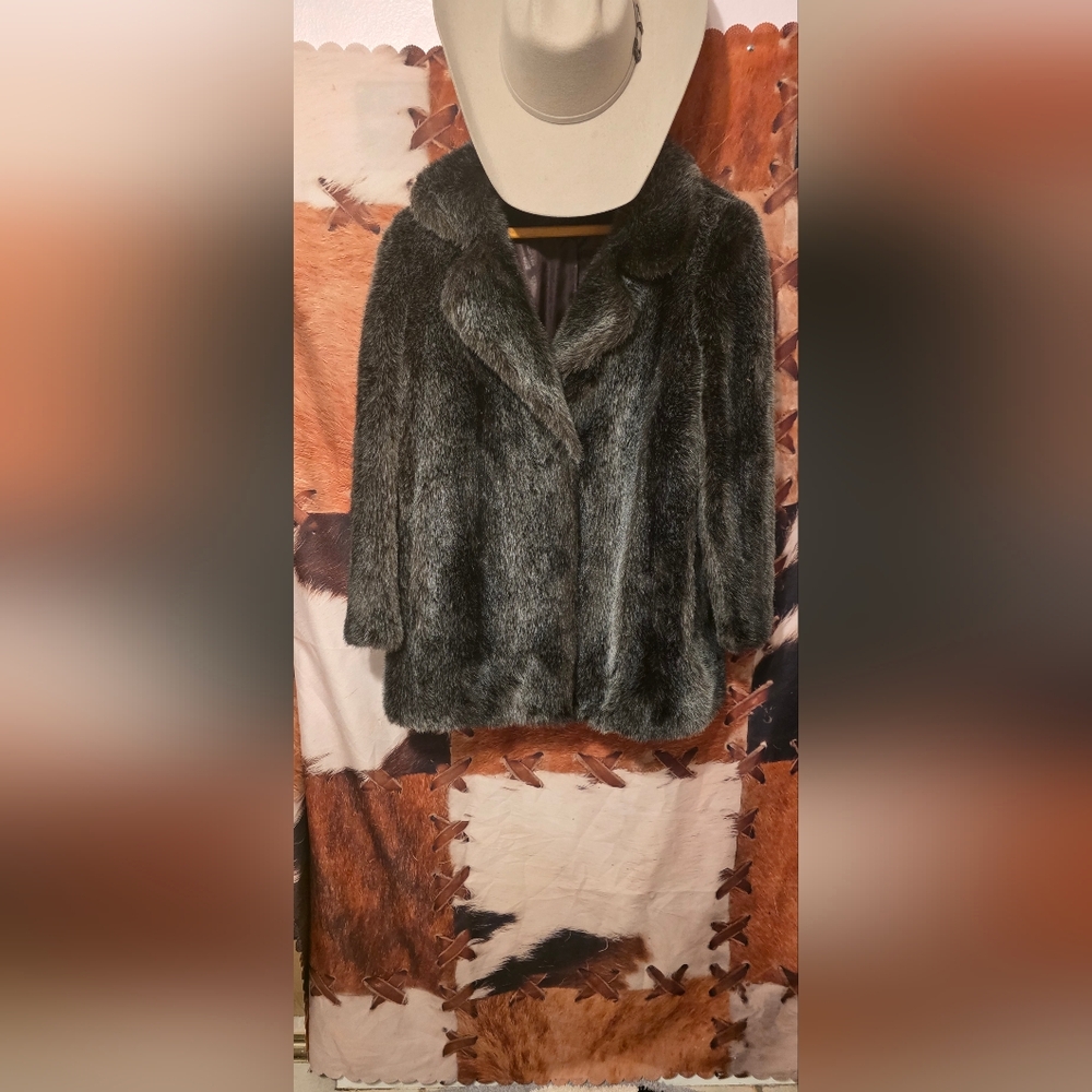 Chic Dark Gray Teddy Jacket - Picture 1 of 5
